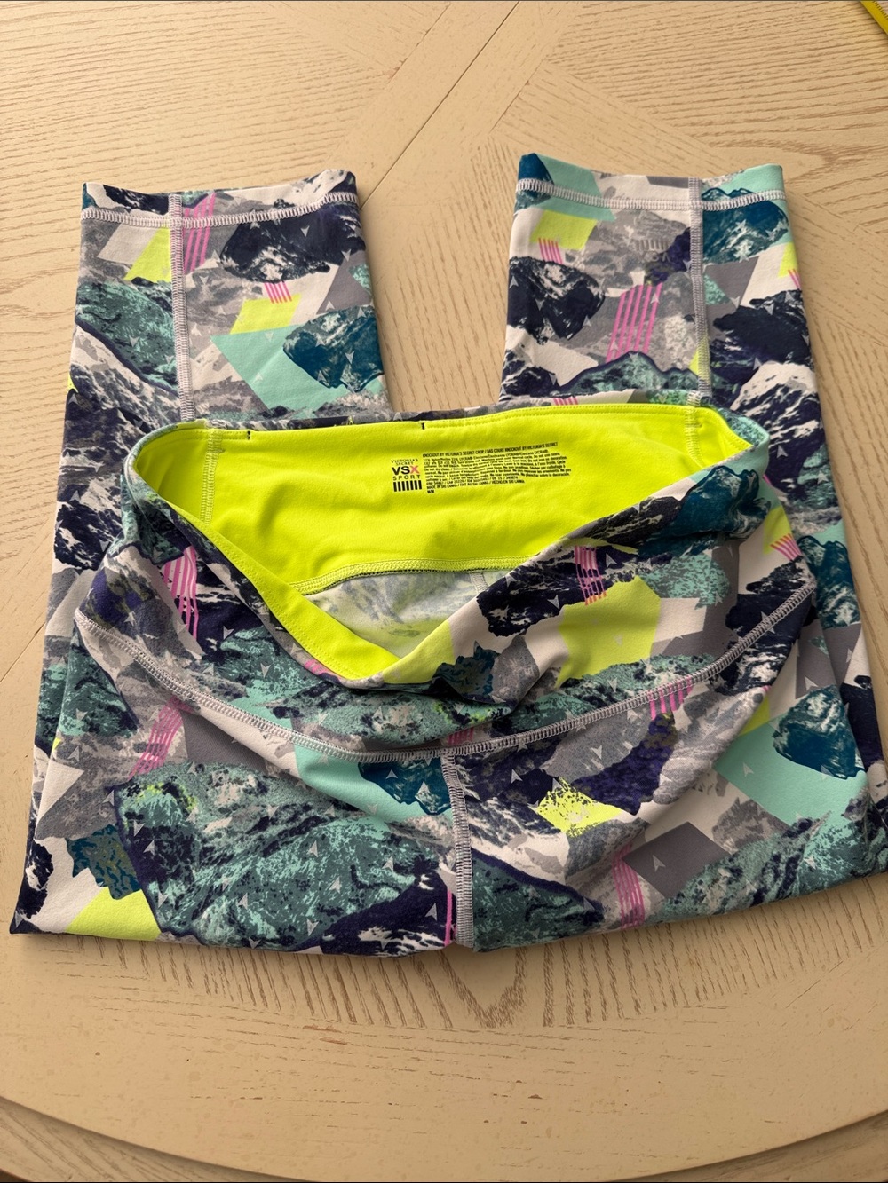 Victoria's Secret Girls' Neon Yellow & Teal Geometric Print Leggings
